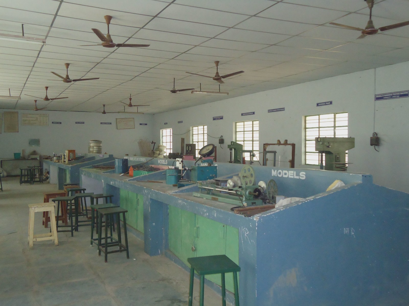 Geotechnical Engineering Lab Image 1